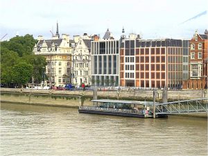 Victoria Embankment by Marks Barfield Architects