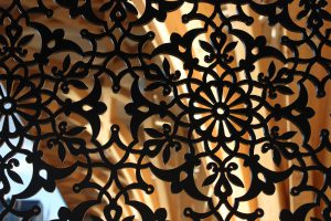 Cambridge Mosque Decorative screen in front portico by Marks Barfield Architects, photo by Matt Wingrove