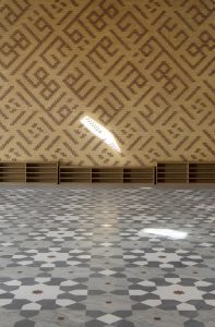 Cambridge Mosque - Atrium brickwork and floor tiling detail- by Marks Barfield Architects, photo Morley von Sternberg