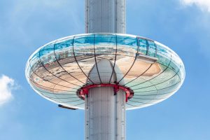 Brighton i360 pod Marks Barfield Architects